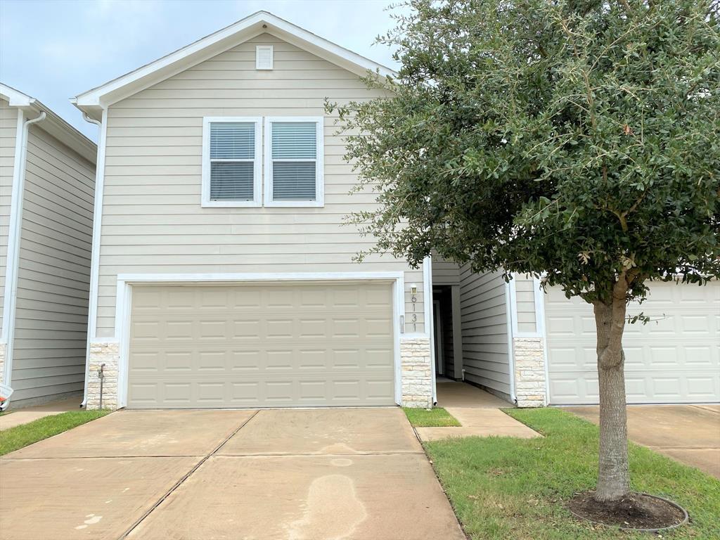 Foto principal - 6131 Shadow Isle Ln