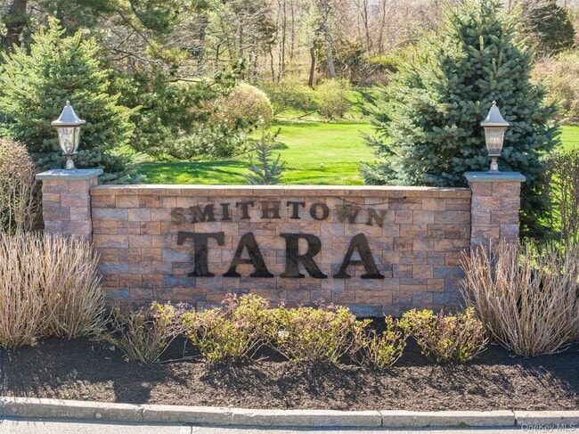 Building Photo - 85 Rhett Dr