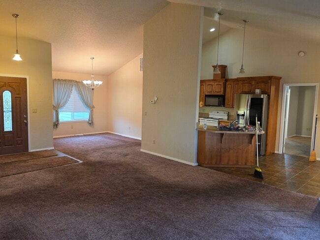 Foto del edificio - 208 Sunset Ln