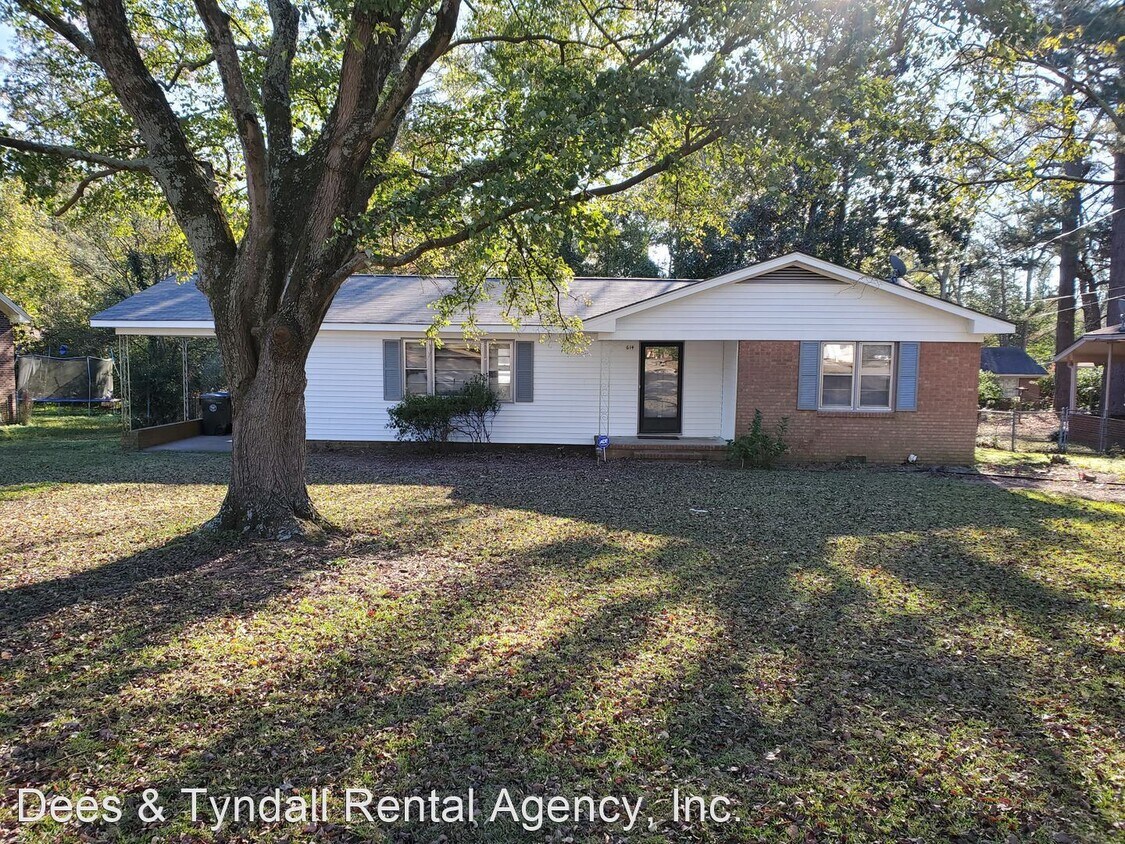 Primary Photo - 3 br, 2 bath House - 614 S. Taylor Street