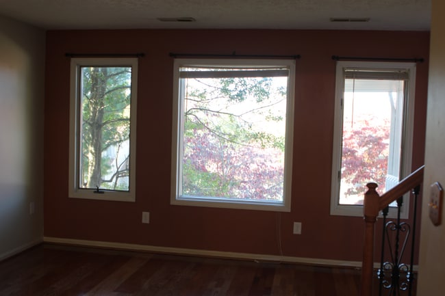 Sala de estar con vista al frente - 530 Kamran Dr