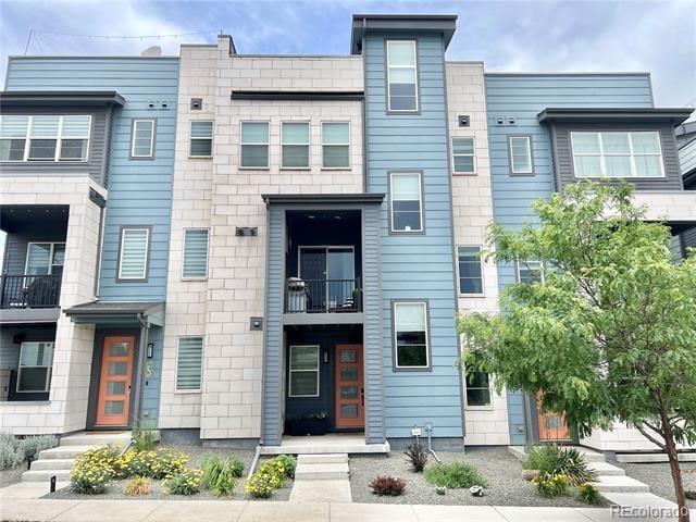 Foto principal - 1565 W 67th Ave