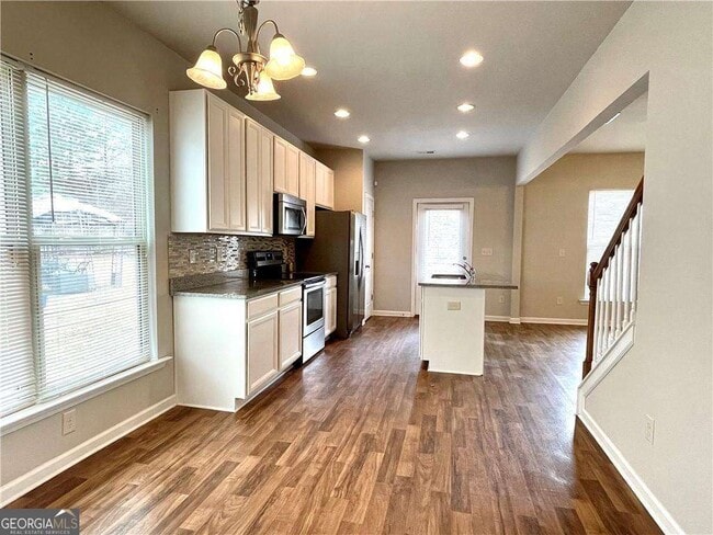 Building Photo - 458 Hardy Water Dr SE