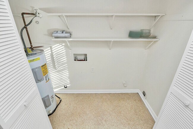 Foto del edificio - Adorable One Bedroom Condo in the Heathste...