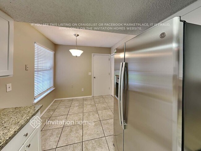 Foto del edificio - 3657 Lumberjack Cir S