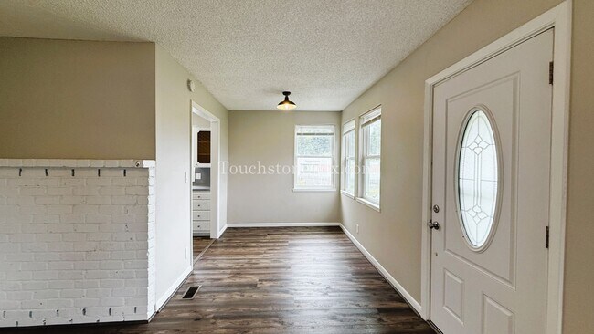 Foto del edificio - Lovely 3BD|1BA Home in Oregon City w/Basem...