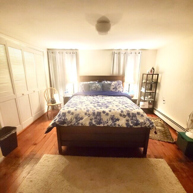 Foto del edificio - 1021 Cherry St