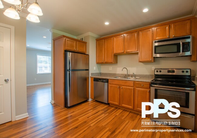 Foto del edificio - 2145 Bolton Rd NW