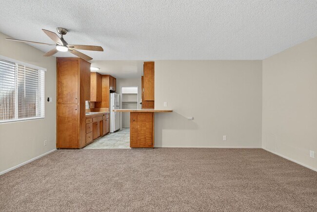 Foto del edificio - 1030 Grand Ave
