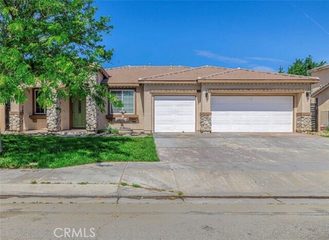 Foto principal - 43839 58th St W