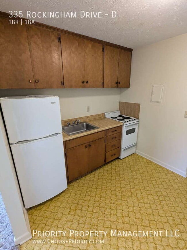 Building Photo - 335 Rockingham Dr