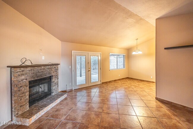 Building Photo - 1608 Bernard Kern Dr