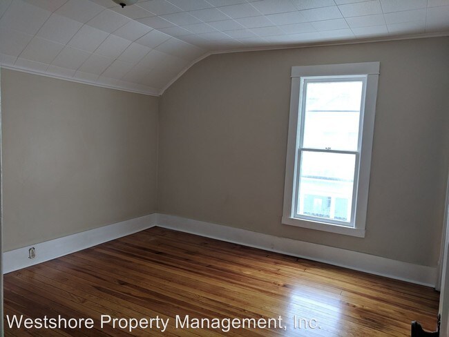 Building Photo - 4 br, 1 bath House - 973 Ireland Ave.