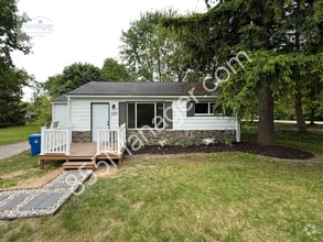 Building Photo - 359 Lochaven Rd