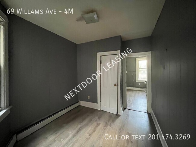 Building Photo - 69 Willams Ave-4M