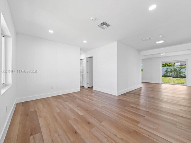 Foto del edificio - 10530 SW 146th St