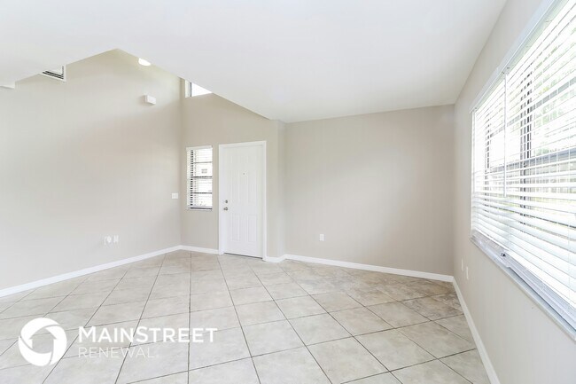 Foto del edificio - 308 SE 17th Pl