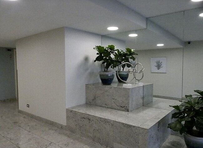 Vestíbulo - 515 W Wrightwood Ave