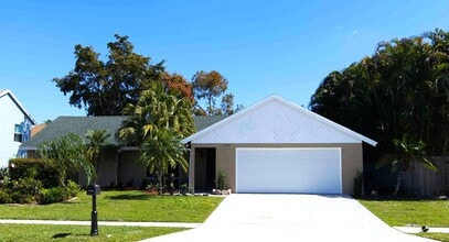 Building Photo - 10700 Kasmir Ct