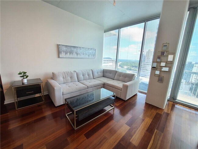 Foto del edificio - 3324 Peachtree Rd