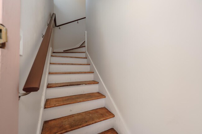 Foto del edificio - 227 Pleasant St