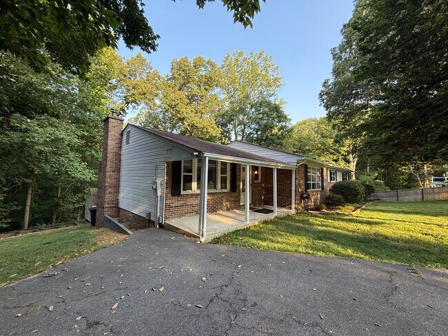 Building Photo - 29781 Oak Rd