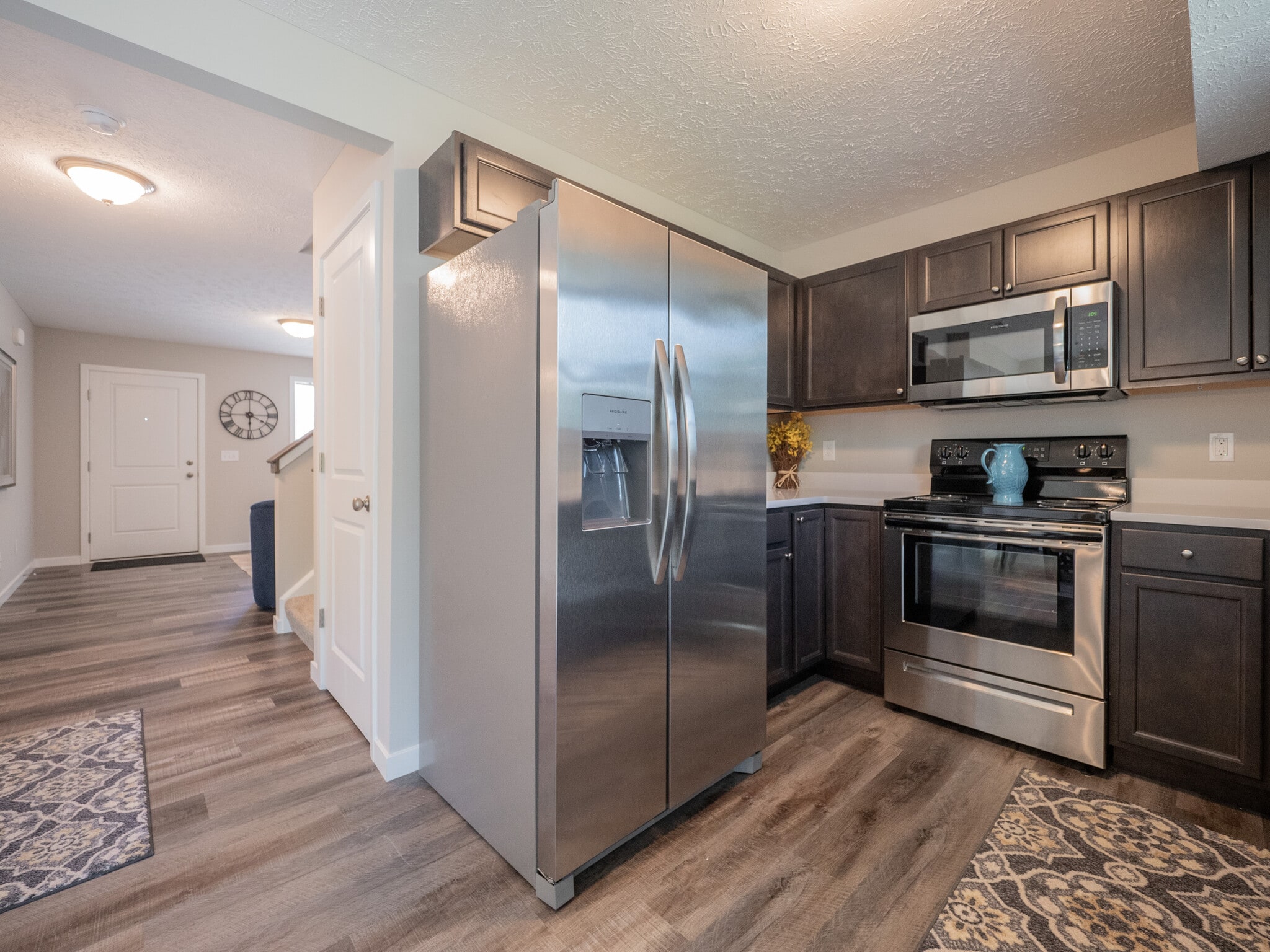 The Standard on Lakeshore – photo 1