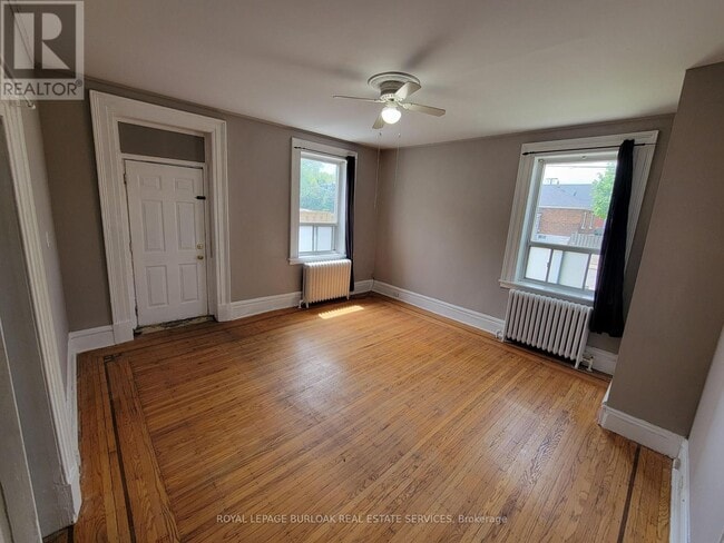 Building Photo - 303-303 E 19th St