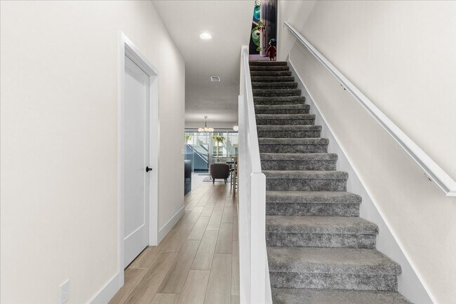 Foto del edificio - 1385 PEACEFUL Way