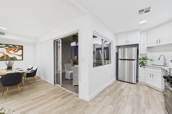 Foto del edificio - Natick Park South