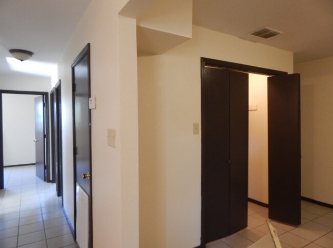 Foto del interior - Las Rosas Apartments