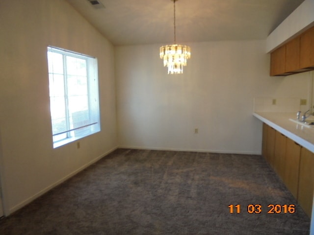 Foto del edificio - 1986 W Roby Ave