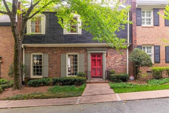 Foto del edificio - 3 bedroom in Atlanta GA 30318
