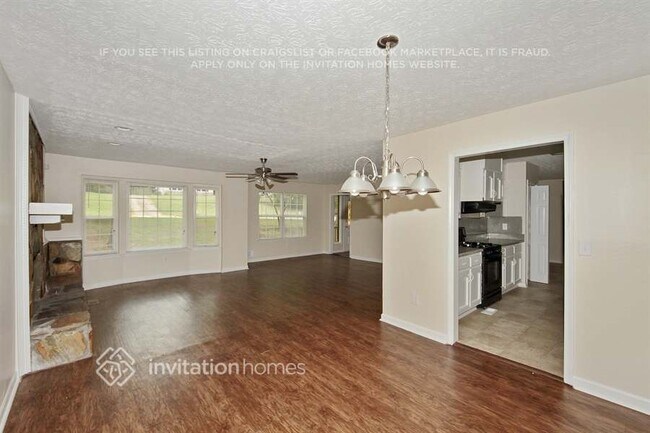 Foto del edificio - 9894 Riverwood Ct