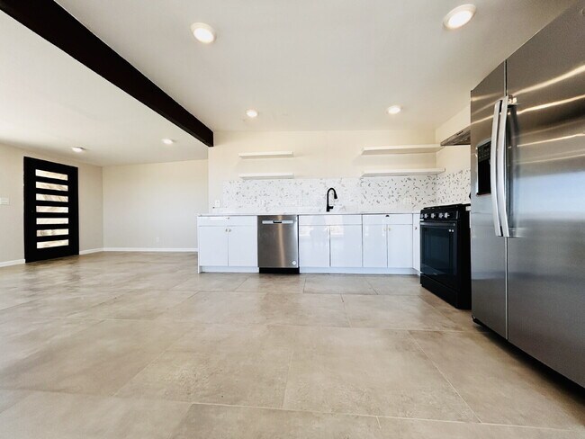 Foto del edificio - Quiet 2 bd House Surrounded by Open Desert