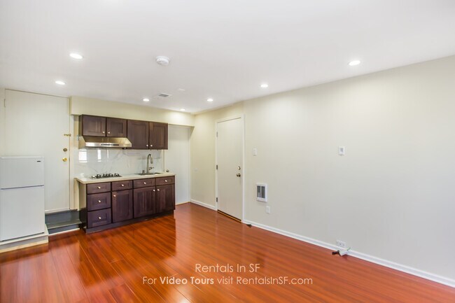 Building Photo - 768 Rolph St