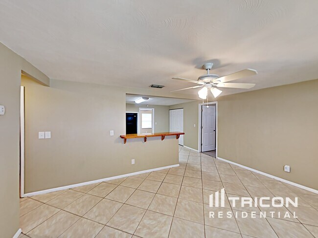 Building Photo - 6930 84th Avenue N Pinellas Park FL