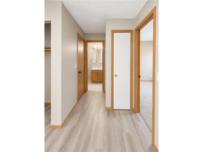 Foto del edificio - 901 Pearl Ave