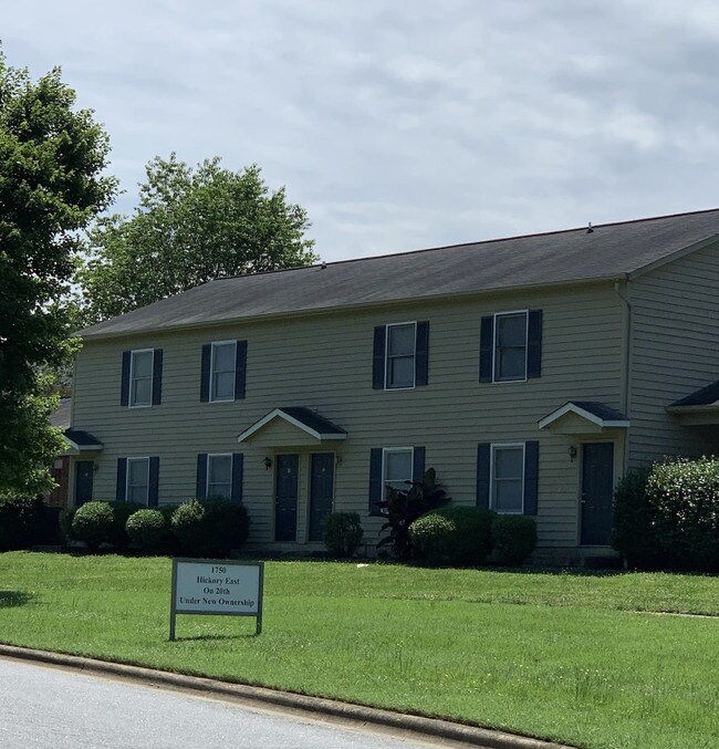 On 20th Apartments Hickory, NC