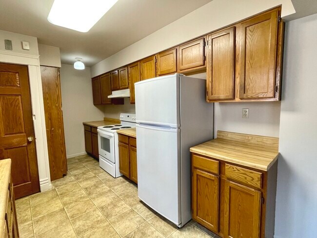 Foto del edificio - 474 E Lincoln Ave