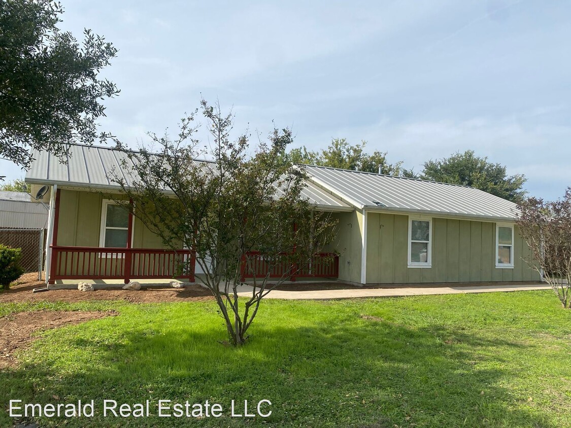 Primary Photo - 3 br, 1.5 bath House - 601 N Bastrop St