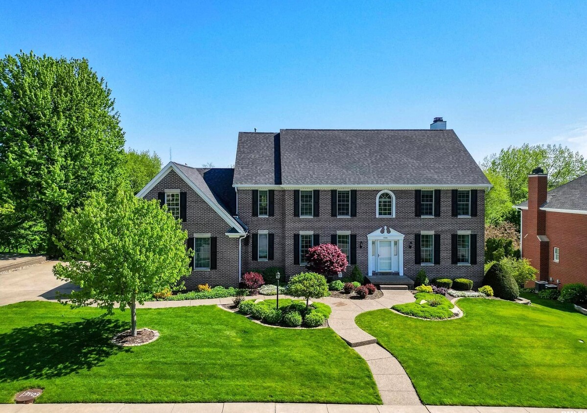 Foto principal - 6581 Eagle Ridge Rd