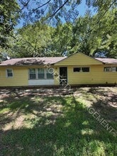 Building Photo - 11305 Corrington Ave
