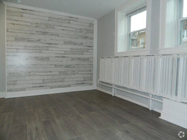 Building Photo - 2517 W Gunnison St