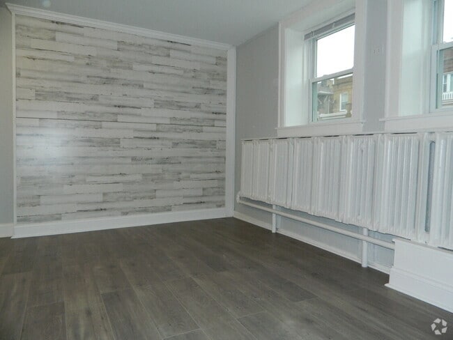 Building Photo - 2517 W Gunnison St