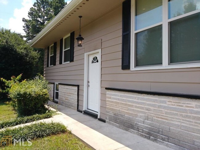 Foto del edificio - 2835 Norgate Ln