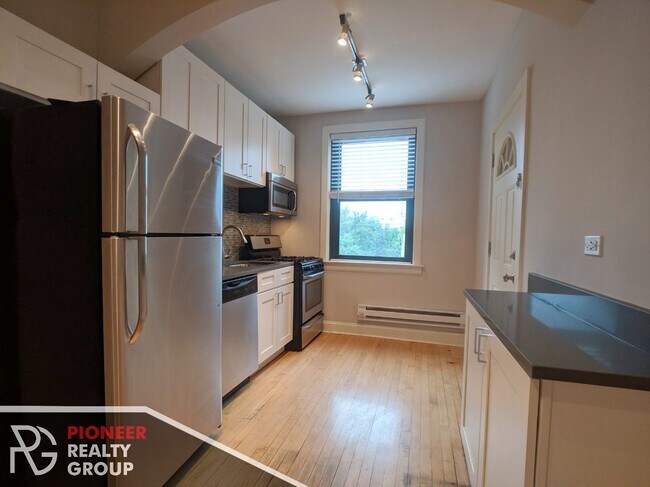 Foto del edificio - 2321 N Rockwell St