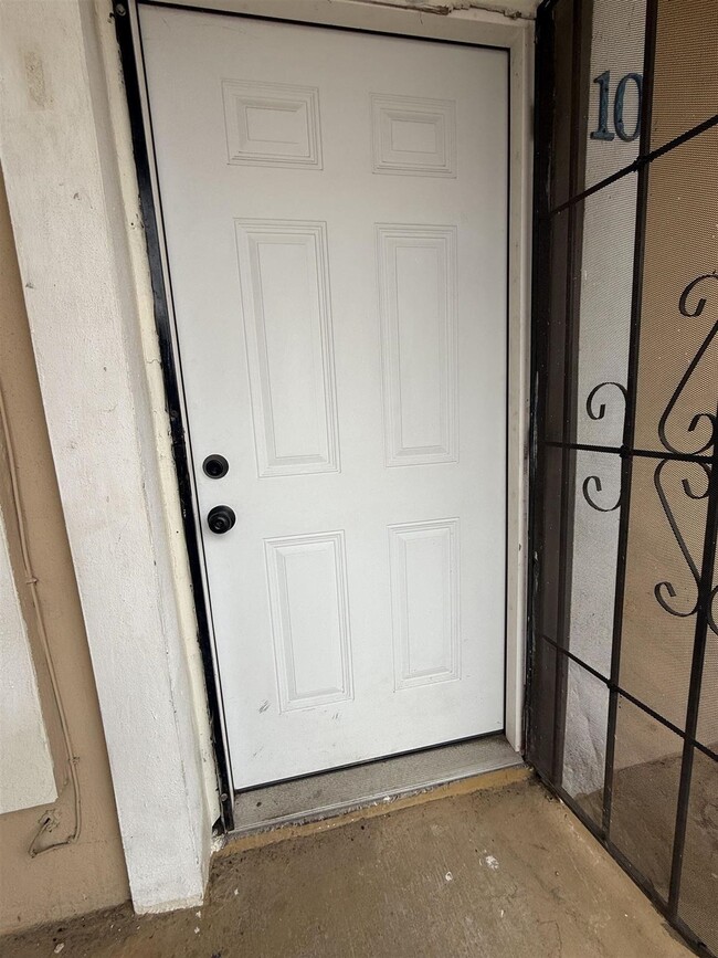 Foto del edificio - 3315 San Agustin Ave