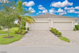 Building Photo - 4316 Lemongrass Dr