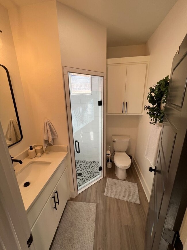 Building Photo - Luxury Rental in Escondido Ranch!